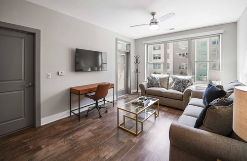 Charlotte Condo | StaysByWalker 2BR Dilworth - Pool/King Beds/Gym