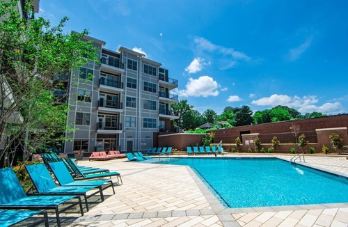 Villa Heights Condo | StaysByWalker 2BR in NoDa | 2 Miles To Uptown!