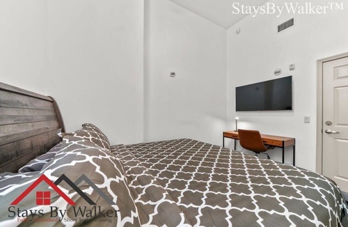 Charlotte Center City Condo | StaysByWalker CityCenter 4BR w/King Beds! x