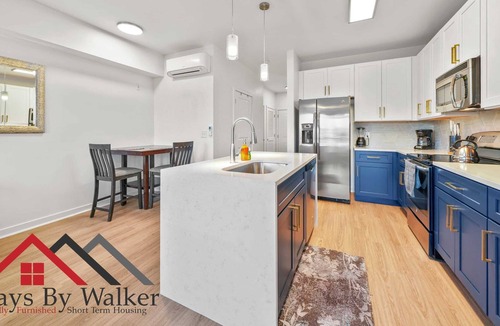 Cherry Condo | StaysByWalker Midtown Studio - Prime Location!
