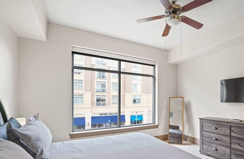 SouthPark Condo | StaysByWalker SouthPark Lux 2BR -KingBeds/Pool/Gym