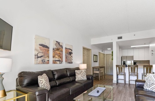 Charlotte Center City Condo | StaysByWalker Uptown 3BR w/King Beds! Gym/Parking