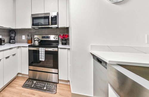 Charlotte Center City Condo | StaysByWalker Uptown 3BR w/King Beds! Gym/Parkingx