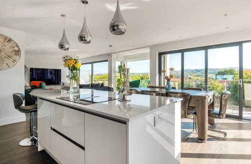 Cradley Cottage | Step into indulgence, where every detail is tailored for your comfort.