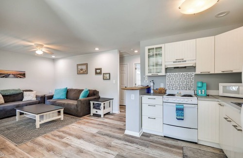Wilmington Beach Cottage | Steps to Ocean! Family-friendly Carolina Beach Gem