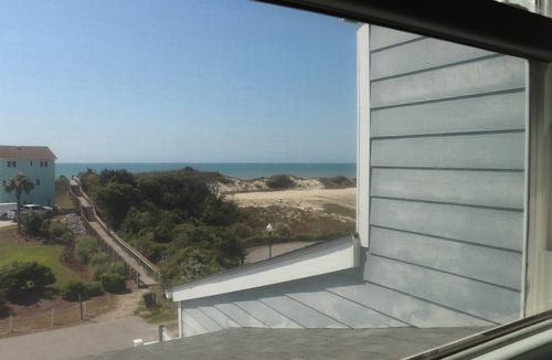Emerald Isle House | Steps to the Sand 3BR Duplex w/Kings, Decks