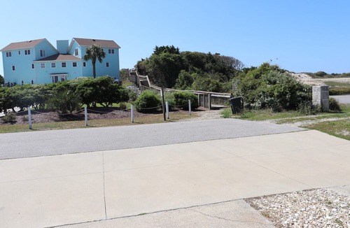 Emerald Isle House | Steps to the Sand 3BR Duplex w/Kings, Decks