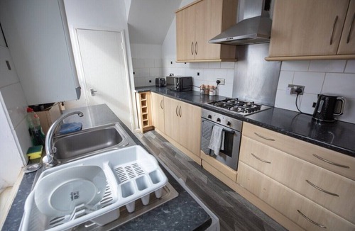 Wallsend Apartment | Sterling apartment located at the very central of Wallsend and accessible to all