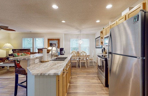 St. James Condo | STJ22 A&B: Coastal Condo with golf course view and shared pool access