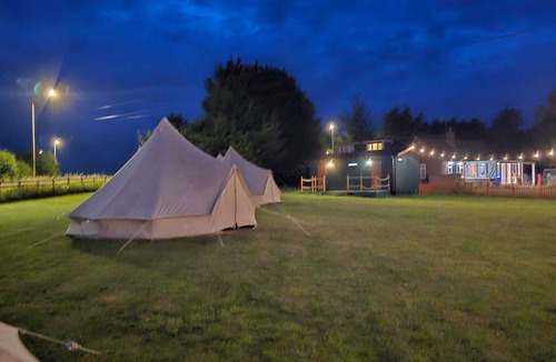 Durrington Cabin | Stone Circle Glamping