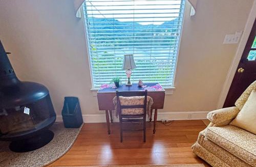 Lake Junaluska House | Stone Cottage 1973