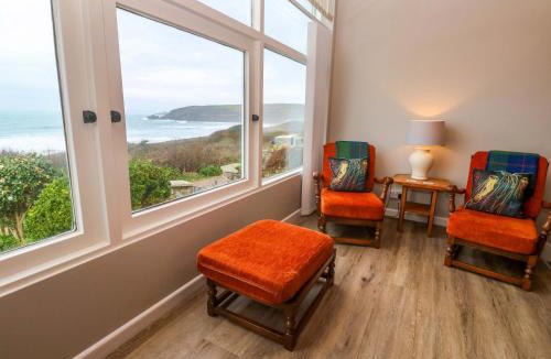 Praa Sands House | Stonecroft