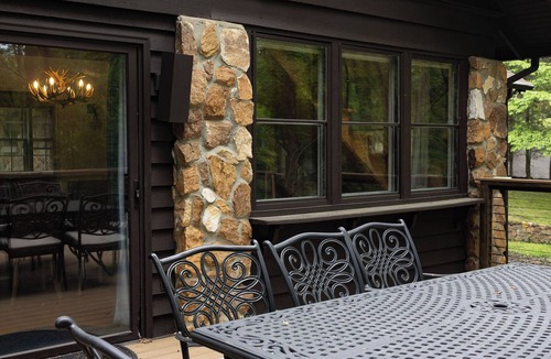 Hendersonville House | Stonegate Mountain Retreat Sleeps 12 4BR/4BA 3+ acres of peace and quiet!