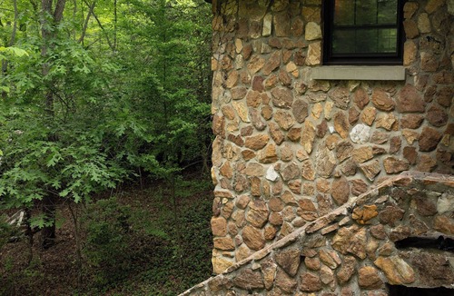 Hendersonville House | Stonegate Mountain Retreat Sleeps 12 4BR/4BA 3+ acres of peace and quiet!