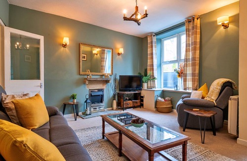 Tideswell House | Stonelea by Interhome