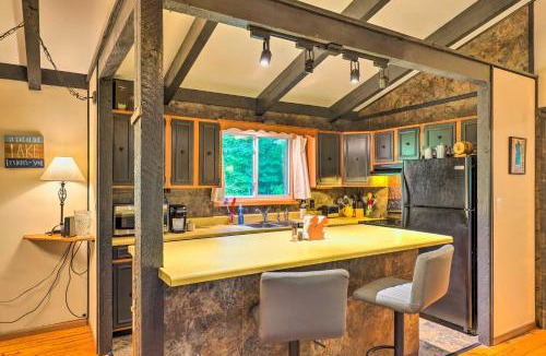 Glenville House | Stonewood Lodge Home with Deck in Glenville!