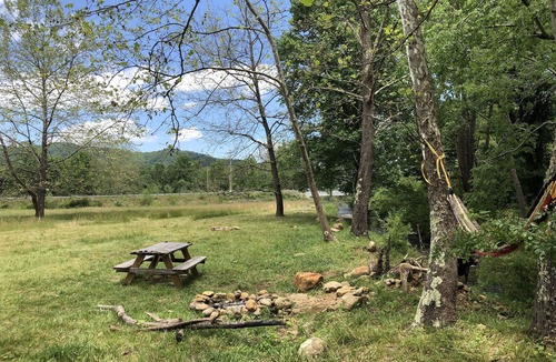 Candler RV Rental | Stoney Creek Oasis Tent Sites and Glamping Yurts