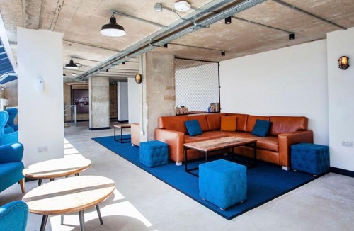 Reading Apartment | Students Only - Berkshire House in Reading