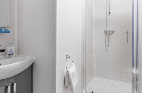 Middlesbrough Apartment | Studio 1 City Centre Fast Wifi Smart TV