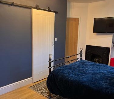 Matlock Apartment | Studio 2