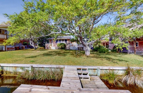 Brigands' Bay House | Studio 54 #282-F
