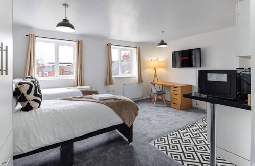 Middlesbrough Apartment | Studio 9 City Centre Fast WiFi Smart TV