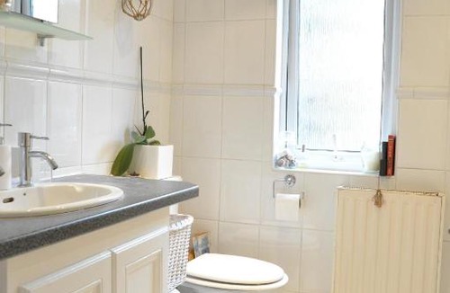 Kilburn Apartment | Studio Apartment in West Hampstead