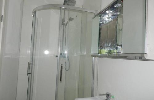 Perth Apartment | Studio Flat, Close to Perth City Centre