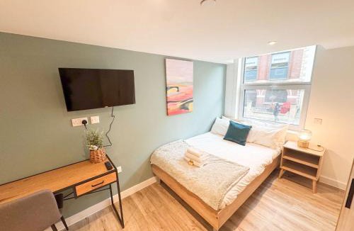 Bristol Floating Harbour Apartment | Studio Flat Close to Queen Square - Flat 1B