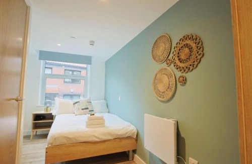 Bristol Floating Harbour Apartment | Studio Flat Close to Queen Square - Flat 4A