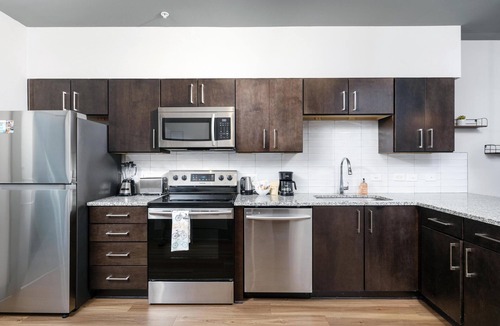Asheville Apartment | Studio King Suite with Kitchen | 201
