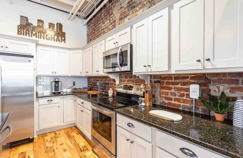 Civil Rights Historic District Apartment | STUNNING 5★ LARGE Loft Downtown w/Indoor Parking