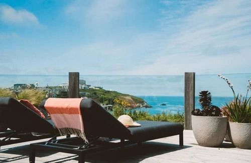 Newquay City Centre House | Stunning clifftop 5 bedroom luxury house with outstanding ocean views