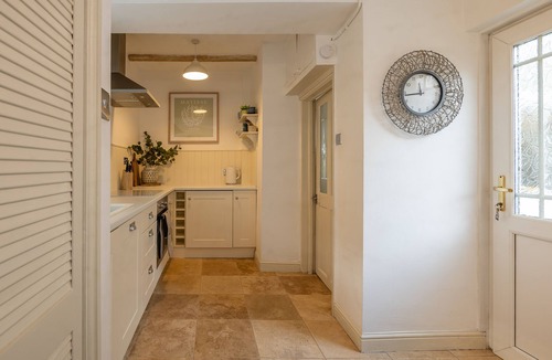 Warkworth Cottage | Stunning courtyard cottage set back from the River Coquet. With castle views.