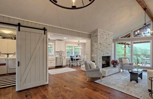 Cullowhee House | Stunning Modern Rustic Lake Retreat PRVT BOAT SLIP