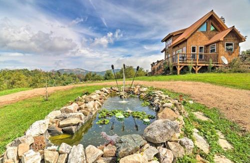 Hot Springs House | Stunning Mountain Views Hot Springs Hideaway!