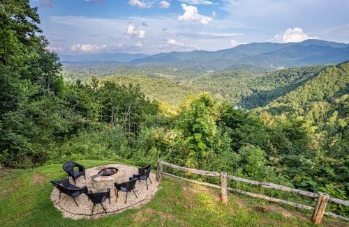 Bryson City House | Stunning mtn. views! 4br with all the amenities! - VISTA VIBES-