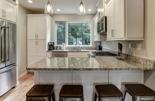 Asheville Apartment | Stunning Rooftop Terrace Townhome Private Elevator
