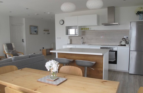 Mortehoe Apartment | Stunning views from large balcony and modern beautiful contemporary apartment