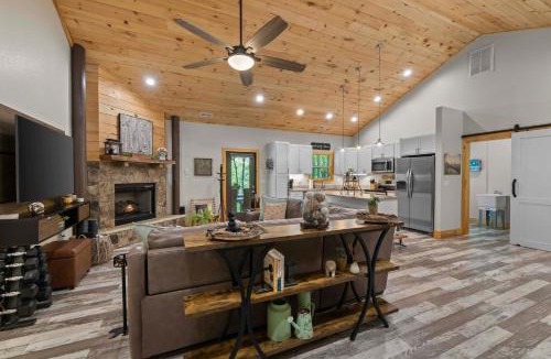 Almond House | Stunning Views, Superb Atmosphere, Modern Amenities, In the Middle of Nature