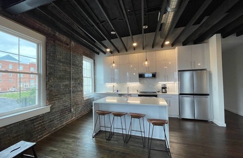Mount Airy Apartment | Stylish 2 BR New Apartment in Downtown Mount Airy (APT 202)