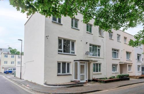 Southampton City Centre House | Stylish 4 bed, 4 En-suite in City Centre, Parking