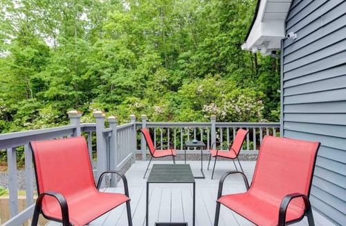 Fairview Cabin | Stylish Cabin in Private Countryside only 15 Min from Asheville!