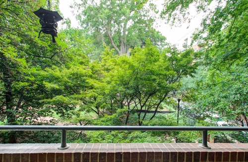 Charlotte Center City Condo | Stylish Condo | Uptown | Stunning Skyline Views | Center City | Walk to Venues