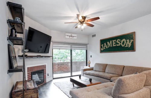 Charlotte Center City Condo | Stylish Condo | Uptown | Stunning Skyline Views | Center City | Walk to Venues