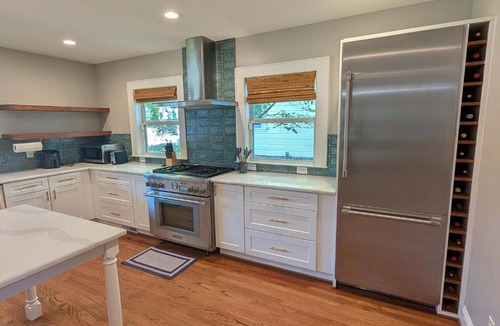 Durham House | Stylish Durham Retreat - Walkable Sleeps 6