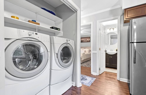 Knightdale House | Stylish Family Getaway 3BR High-Speed WiFi
