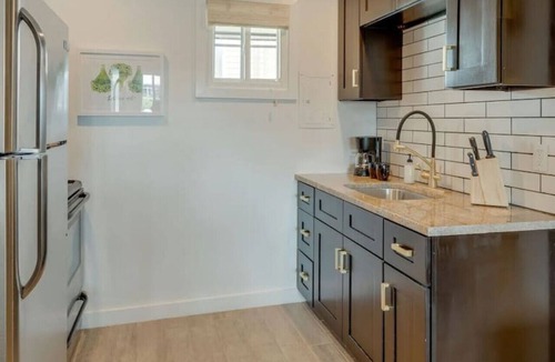 Melrose Apartment | Stylish Studio with Pool-Walkable to Dining & Bars