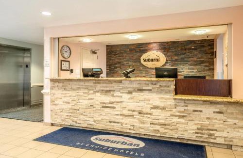 Jacksonville Hotel | Suburban Studios Near Camp Lejeune