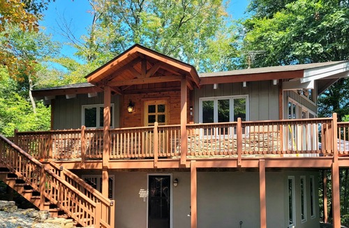 Sugar Mountain Cabin | Sugar Mountain Cabin hiking; golf; Tennis, fly fishing. Grandfather Mountain